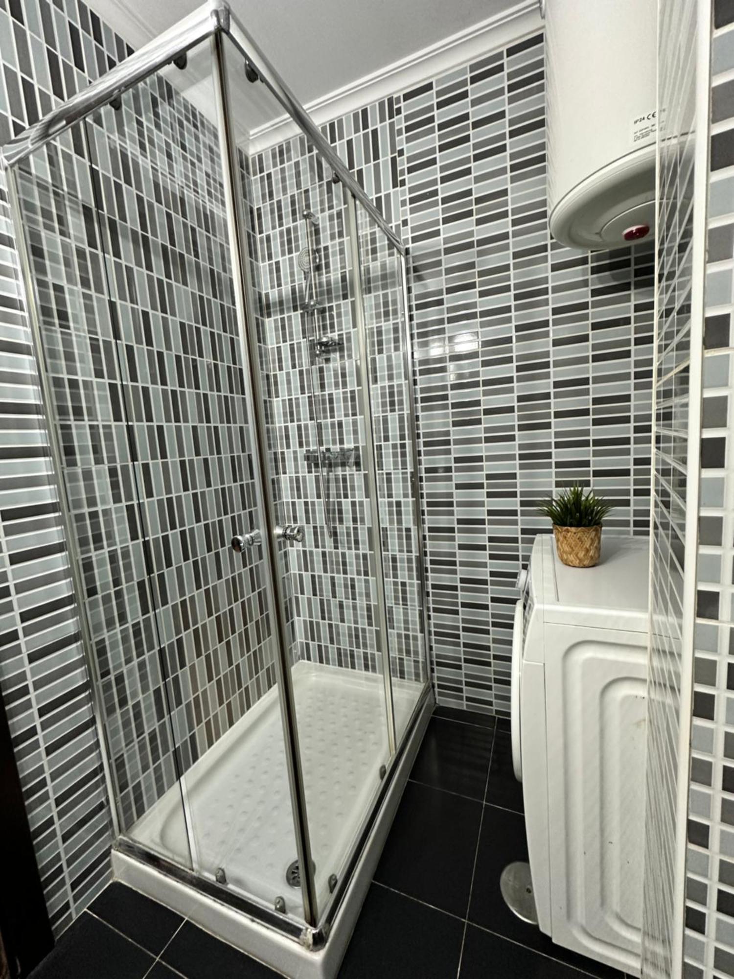 Appartement Carreteria Deluxe à Málaga Extérieur photo